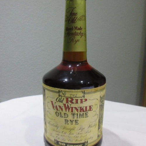 Old Rip Van Winkle 12 Year "Old Time Rye" (Dumpy Bottling)