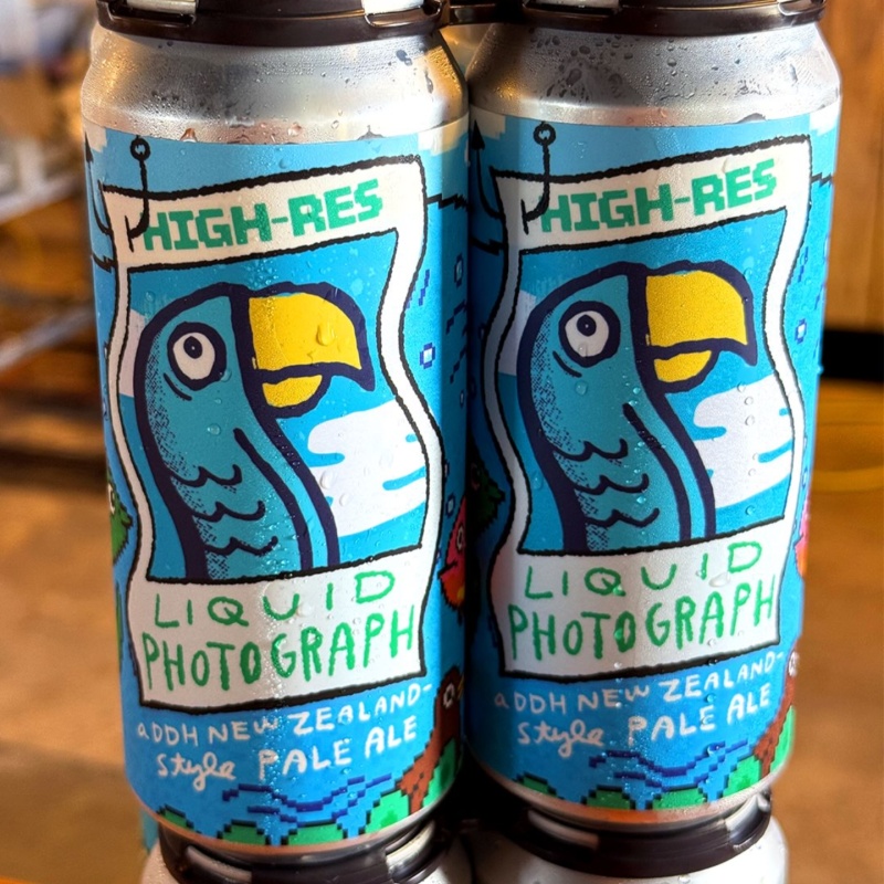 Green Cheek - High Res Liquid Photograph(2 cans)
