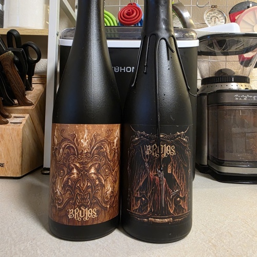 Brujos bottles