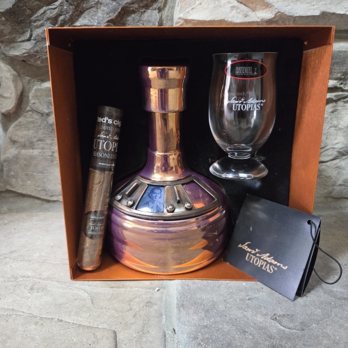 Sam Samuel Adams Utopias 2011 ! Plus Rare Collector's Copper Display Package!