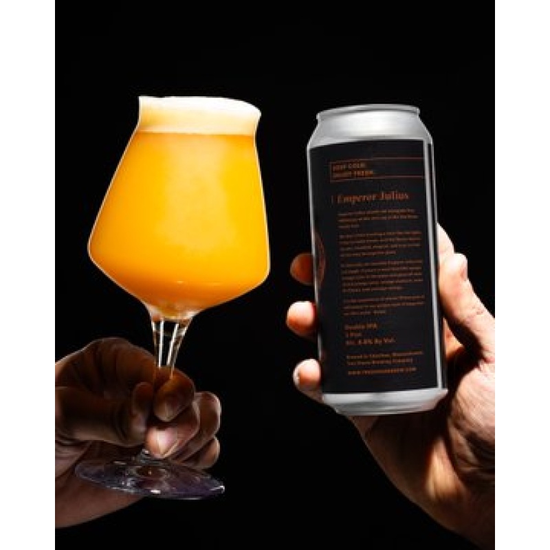 ***1 Can Tree House Emperor Julius***