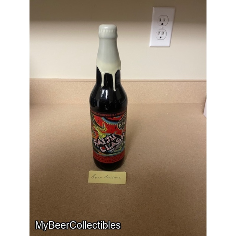 Toppling Goliath Kaiju Clash