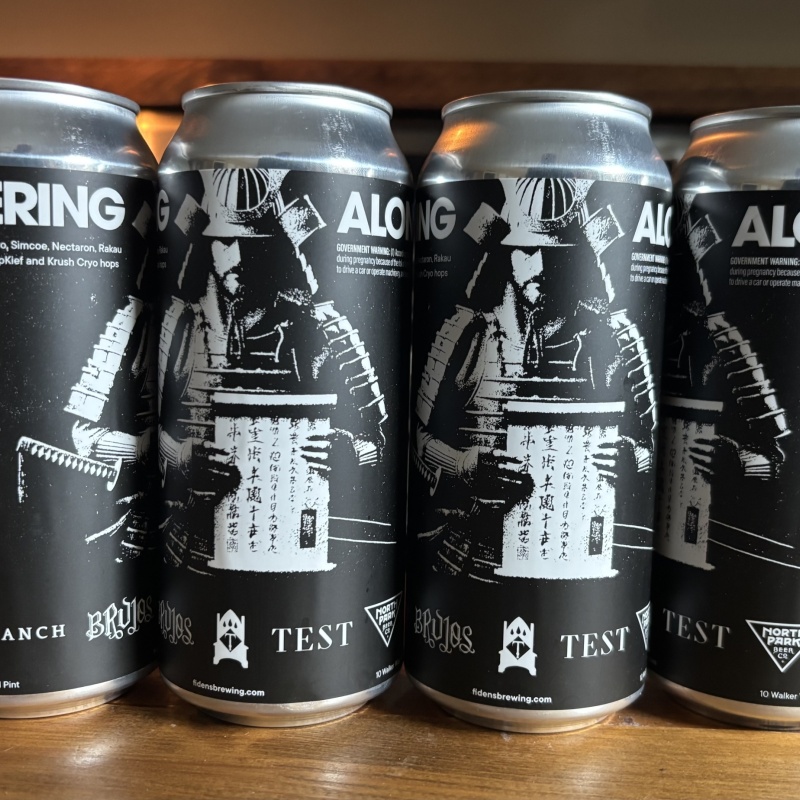 Fidens 4 pack wandering alone