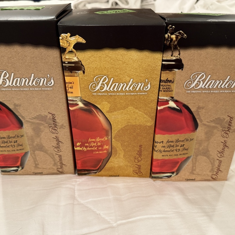Blanton's Single Barrel Letter A 10-27-21 bottling