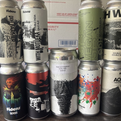 Fidens mixed 8 pack with fruited crowler