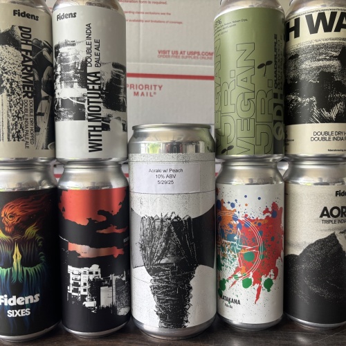 Fidens mixed 8 pack with fruited crowler