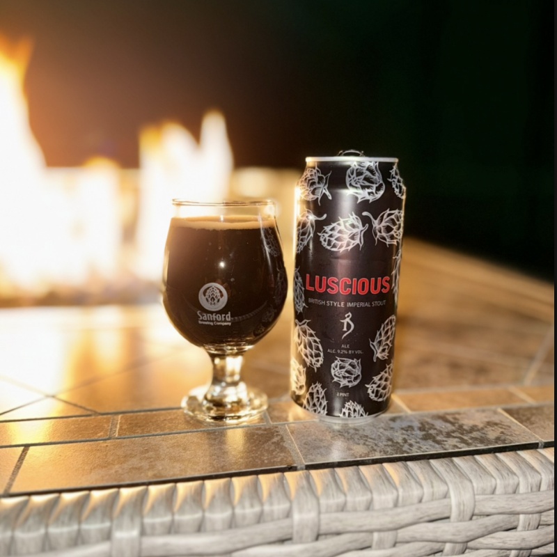 Alchemist 8 cans of Heady Topper, 8 cans of Focal Banger and 8 cans of Luscious. Brewed fresh and cold on 1/15/26. Free Shipping!!