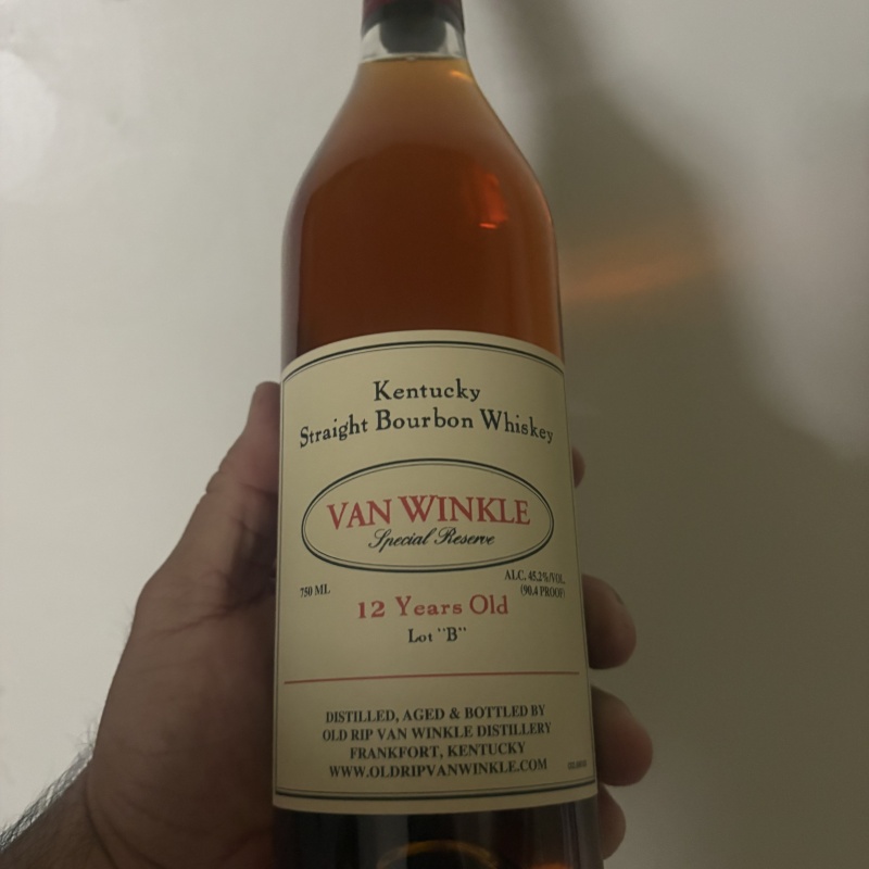 Van Winkle Special Reserve 12 Year Lot B Pappy / 12yr Years - 2025