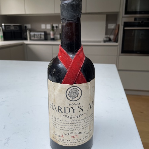 Eldridge Pope Thomas Hardy's Ale: 1968 pint bottle (A2671) - 1st year of production