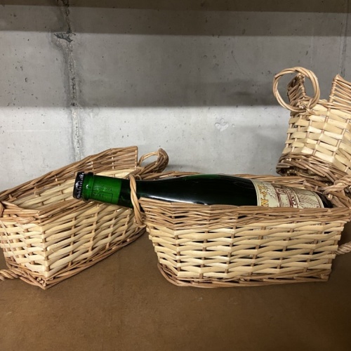 3 pouring baskets