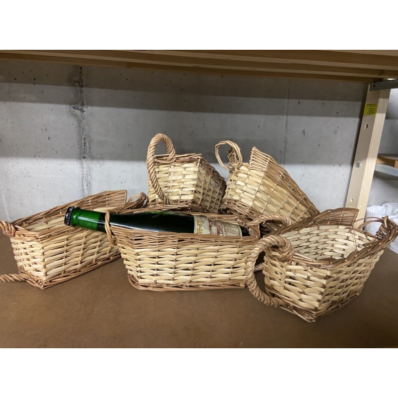 6 pouring baskets for price of 5