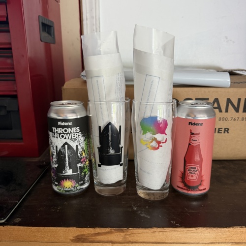 Fidens cans and glasses