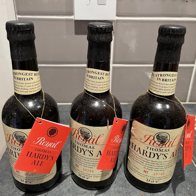 1983 Eldridge Pope Royal Thomas Hardy’s Ale (330ml)  - THE PRICE IS FOR ONE BOTTLE