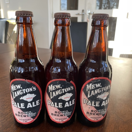 Early 1960’s Mew Langton’s Pale Ale (half pint)  - THE PRICE IS FOR ONE BOTTLE