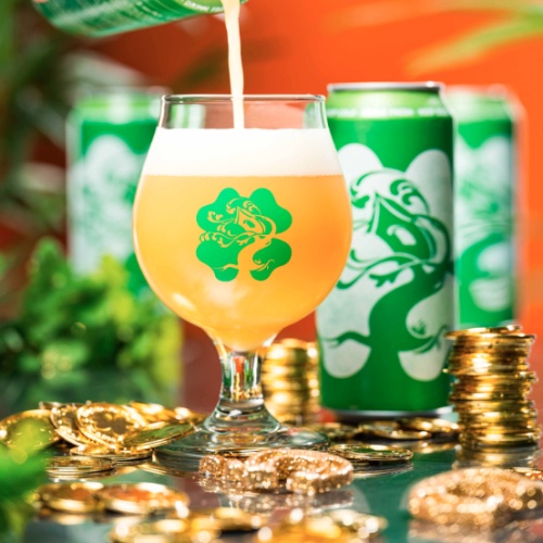 ***1 Can Tree House It's Your Lucky Day***