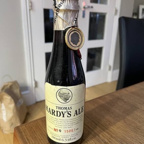 Eldridge Pope Thomas Hardy's Ale: 1988 bottle ('Q' prefix 180ml nip)