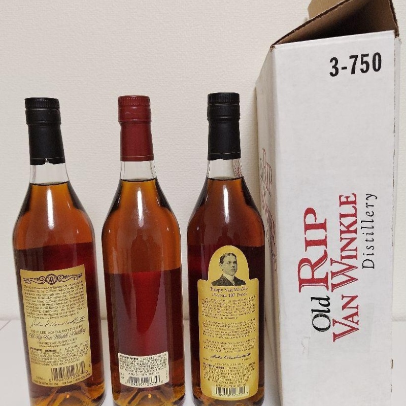Pappy Van Winkle Three bottle set