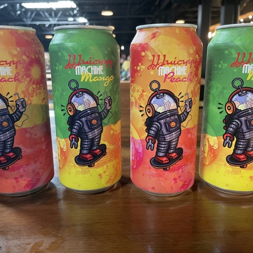 Tree House Brewing 2 * JJJUICYYY MACHINE PEACH & 2 * JJJUICYYY MACHINE MANGO - 4 CANS TOTAL